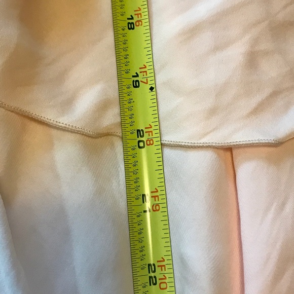 Intimately FREE PEOPLE Medium In A Cinch Cami Top Sleeveless Light Cream Peach. - Picture 14 of 15